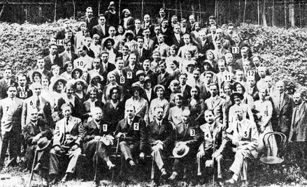 Lwowska szkoła matematyczna w 1930 r. Na zdjęciu są widoczni m.in.: Leon Chwistek (nr 1), Stefan Ban