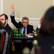 Przewodniczący komisji Stanisław Piotrowicz (C) podczas posiedzenia komisji sprawiedliwości i praw c