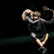 Hamlet u Jana Englerta w Narodowym to chłopiec w swetrze z gitarą w dłoniach. – Bo taki jest dzisiej