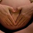 Jeśli kobieta poroni, musi poznać płeć dziecka, by otrzymać świadczenia