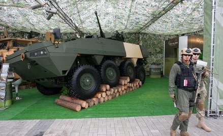 Resort obrony: nie kupi broni bez przetargów