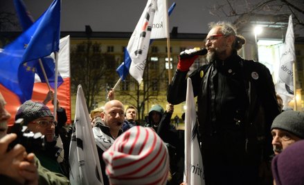 KOD protestował przed KPRM ws. publikacji wyroku TK