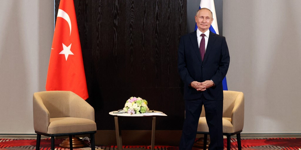Rusłan Szoszyn: Ameryka szachuje Rosję. Putin traci wpływy w Azji