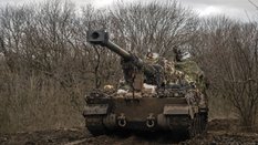 Armatohaubica samobieżna Krab produkcji polskiej na linii frontu w pobliżu Bachmutu, 4 stycznia 2023