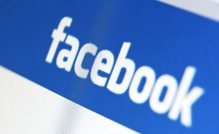 Facebook zagrożeniem dla demokracji? "Wyciska każdą kroplę zysku"