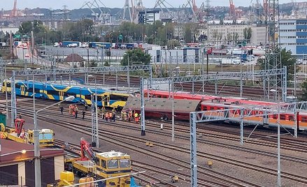 Zdjęcie z miejsca zderzenia pociągów w Gdyni