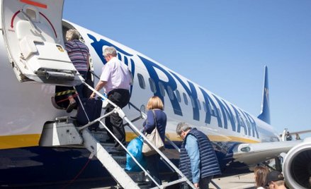 Pasażerowie Ryanaira byli „więzieni” na schodach. Samolot odleciał bez nich