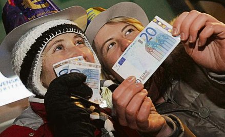 1 stycznia 2009 roku: Słowacy przyjęli euro z radością. Późniejsza recesja nieco ostudziła proeurope