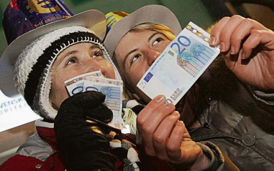 1 stycznia 2009 roku: Słowacy przyjęli euro z radością. Późniejsza recesja nieco ostudziła proeurope