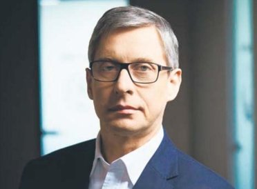 Wojciech Sobieraj (pierwszy z lewej), współtwórca Aliora, teraz uruchomił Aion Bank. Sławomir Lachow