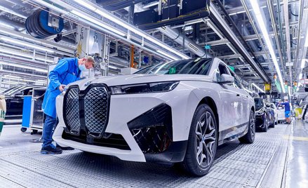 50 milionów nowych samochodów po dziewięciu miesiącach. Wzrost o 9 procent