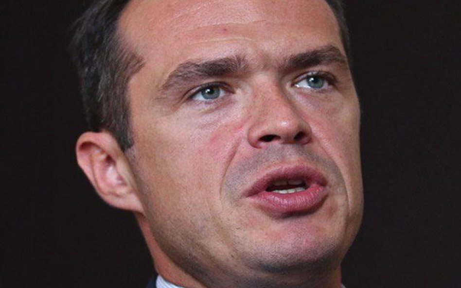 Sławomir Nowak zareagował nie w porę, raczej niezręcznie i w efekcie został „zegarmistrzem"