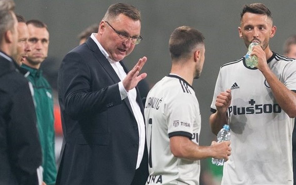 Czesław Michniewicz i jego piłkarze plan minimum wykonali, teraz zagrają o więcej