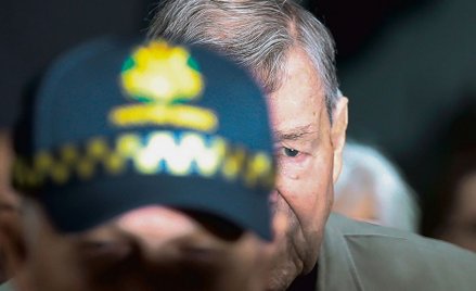 Zlecenie na kardynała Pella