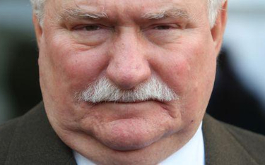 Wałęsa: Prezes PiS chce spocząć na Wawelu