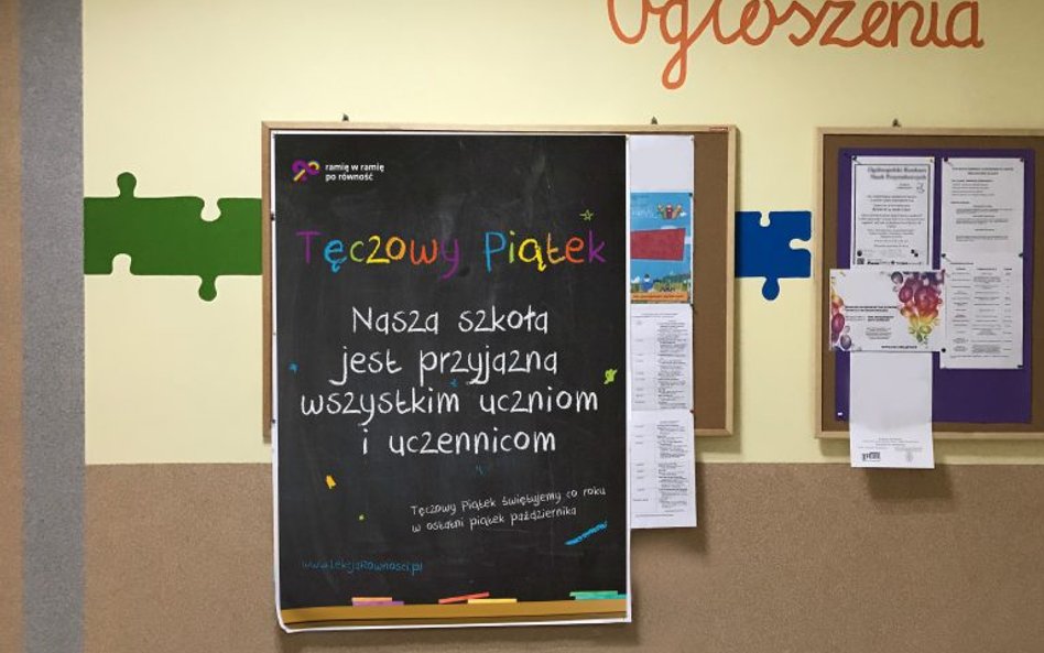 Tęczowy piątek: Hejtem w LGBT