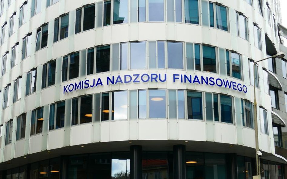 KNF przeciwna fuzji banków Czarneckiego