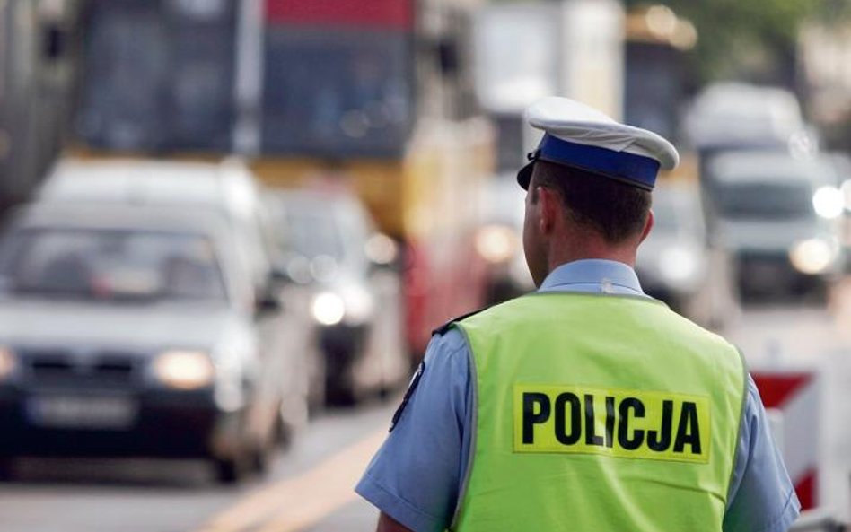 Jakie uposażenie otrzyma policjant w razie choroby