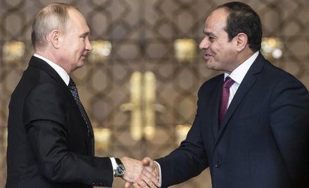 Władimir Putin odwiedził Kair, by uzyskać zgodę prezydenta Sissiego na korzystanie przez rosyjskie s