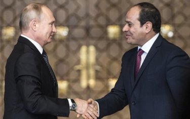 Władimir Putin odwiedził Kair, by uzyskać zgodę prezydenta Sissiego na korzystanie przez rosyjskie s