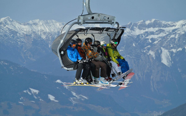 Austriacka epidemiolożka: Na nartach trudno zarazić się koronawirusem