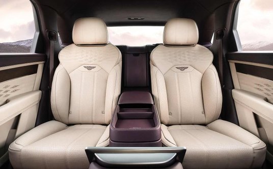 Bentley Bentayga EWB