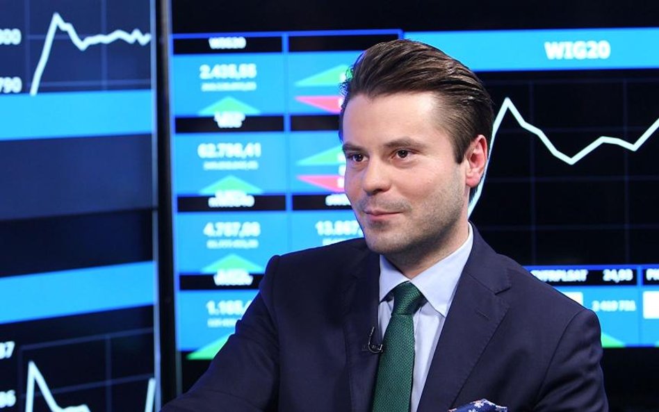 Patryk Przeździecki, adwokat specjalizujący się m. in. w oszustwach na rynku forex