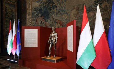 Zbroja przekazana rok temu przez premiera Węgier