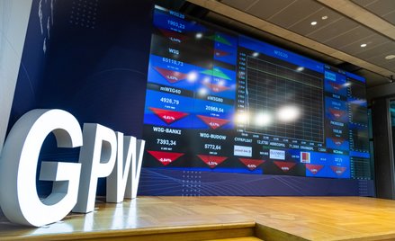 Warszawska giełda w ogonie Europy. WIG20 poniżej 2400 pkt
