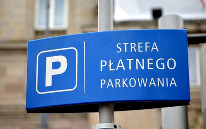 Ustalenie strefy płatnego parkowania wymaga uchwały rady gminy