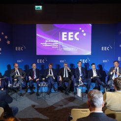 W trakcie panelu rozmawiano też między innymi o ustawie sieciowej, która skraca okres ważności warun