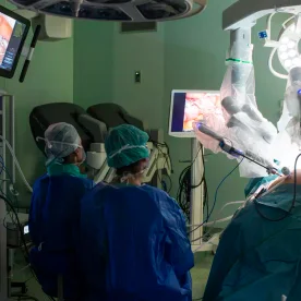 Na linii Gdańsk-Warszawa przeprowadzono zdalną operację serca z wykorzystaniem robota chirurgicznego