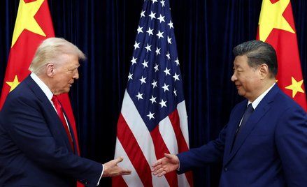 Prezydent USA Donald Trump spotkał się w koreańskim Pusan z chińskim przywódcą Xi Jinpingiem