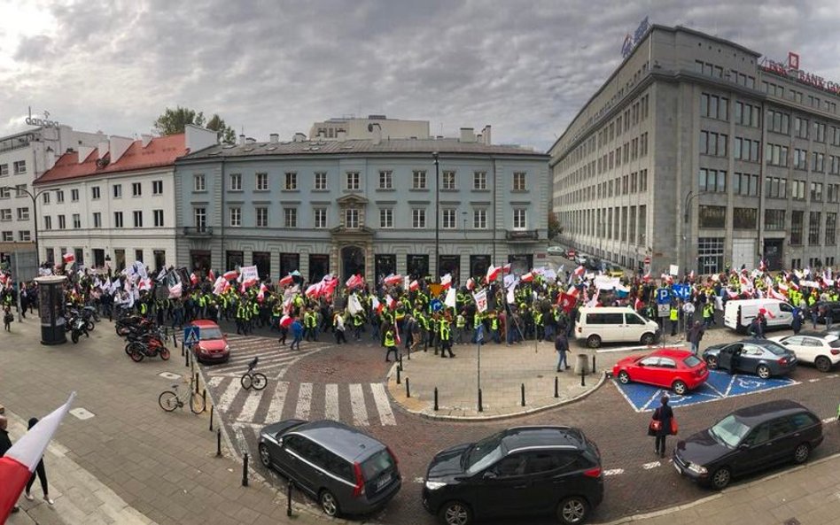 Winnicki o protestujących rolnikach: Mówią, że rządzi lewactwo