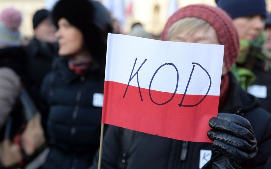 KOD: Nie ma naszej zgody na koalicje z PiS-em