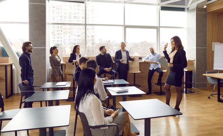 Szkolenia dla rady nadzorczej finansowane przez bank bez PIT