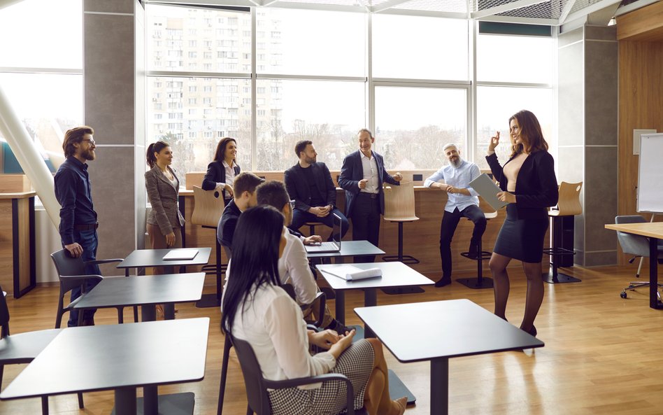 Szkolenia dla rady nadzorczej finansowane przez bank bez PIT