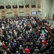 Pełna sala posiedzeń plenarnych to dziś w Sejmie coraz częstszy widok