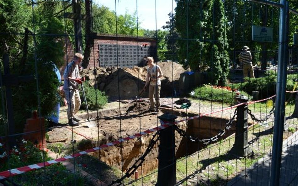 Szukają szczątków generała „Nila”