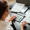 Niezbędnik przedsiębiorcy: nowe limity podatkowe * kary umowne a VAT * pomysł MF na przedawniony pod