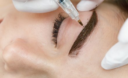 Makijaż permanentny brwi