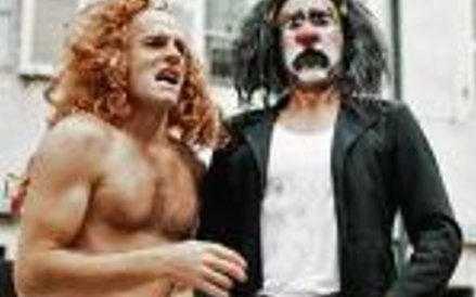 W trakcie Carnavalu Sztukmistrzów teatr spotyka się z cyrkiem