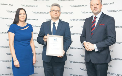 Od lewej Ewa Usowicz, zastępca redaktora naczelnego „Rzeczpospolitej”, Sławomir Cieślak prodziekan W