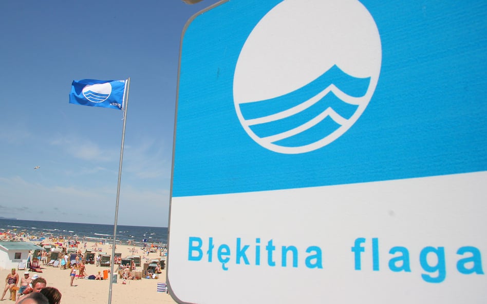 Nad świnoujską plażą Błękitna Flaga powiewa od roku 2006