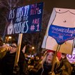 Protest pod Sejmem. "PiS i opozycja, jedna koalicja"