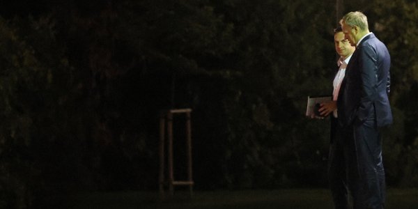 Sondaż: Rząd PiS z przewagą nad rządem Donalda Tuska