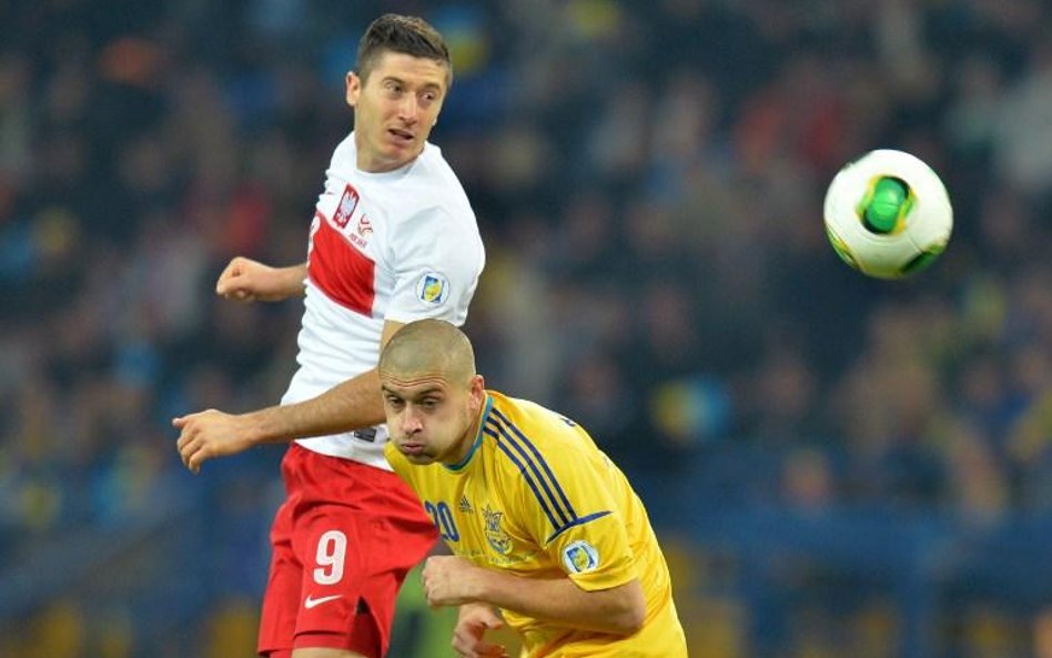 Lewandowski nie zdecydował o transferze. Chciałby zagrać w Anglii