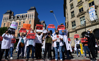 Hiszpania: Lekarze wyszli na ulice. Będą nowe ograniczenia
