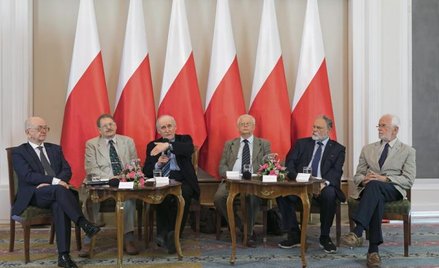 W Belwederze dyskutowali profesorowie: (od lewej) moderator Włodzimierz Suleja (IPN, Uniwersytet Wro