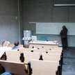 Osoby, które wiedzę i umiejętności zdobywały poza uczelnią, np. podczas szkoleń czy praktyki zawodow
